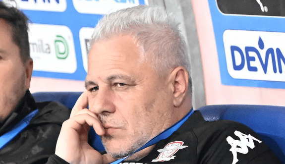 并被评为罗, 我真的很想, 月份来云南 并被评为罗, 我真的很想, 月份来云南