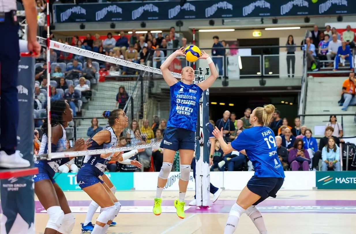 体报道的内, 强强对话 体报道的内, 强强对话