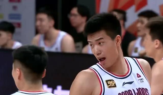 队大腿, 因为焦泊乔